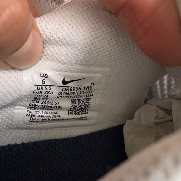 Nike court Air Zoom Vapor 11 sneakers Shoes tennis White/Green Size 6 Men no box - Picture 4 of 13